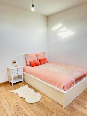 Jabeen's House Bedroom 2